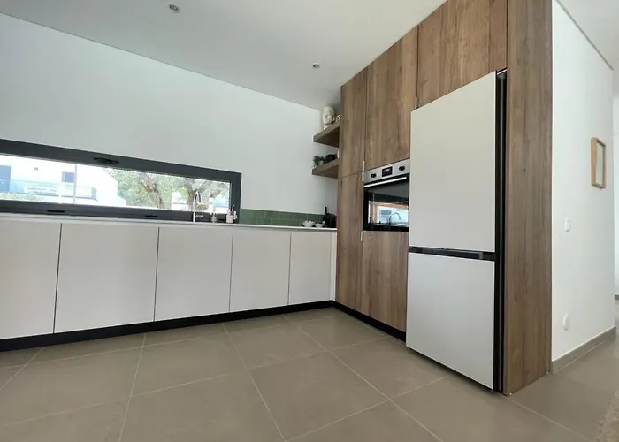 Pampelonne By Interhome بيت للعطل ساو مارتينهو دو بورتو