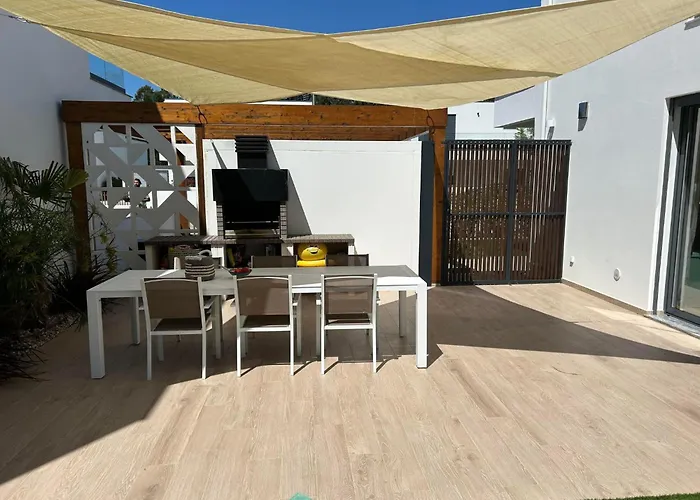 Pampelonne By Interhome بيت للعطل ساو مارتينهو دو بورتو